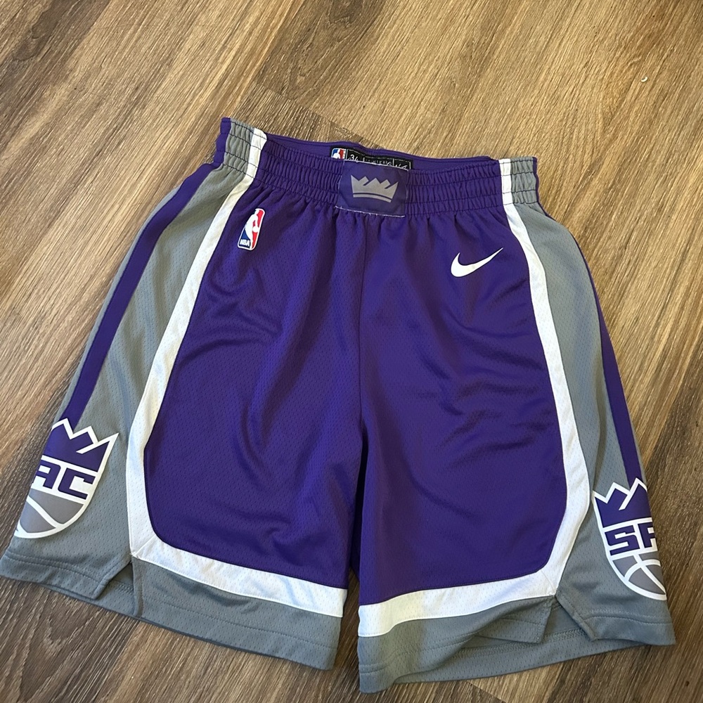 Nike/Nba Sac Purple Athletic Shorts